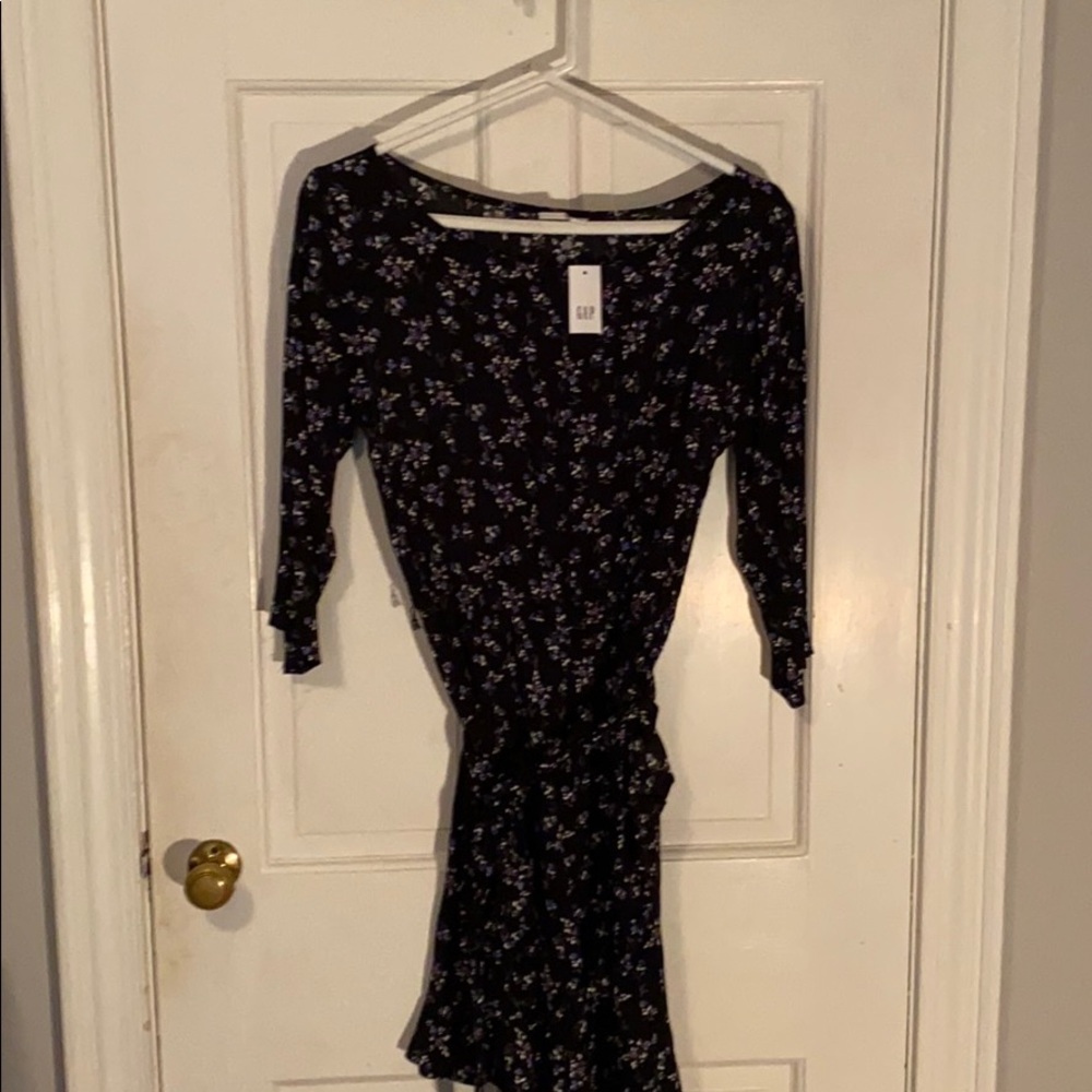 NWT Gap floral dress